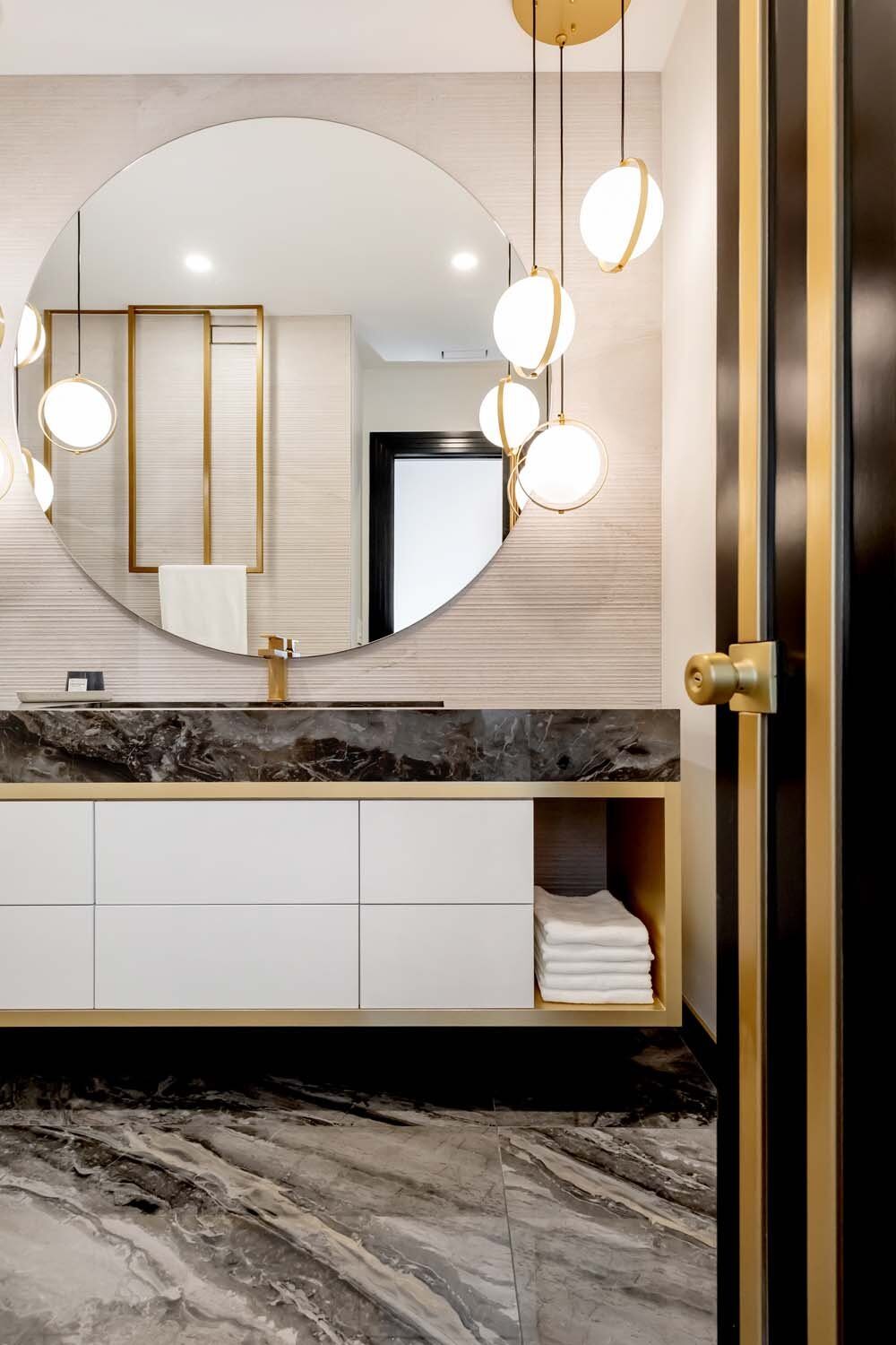 Custom bath vanity